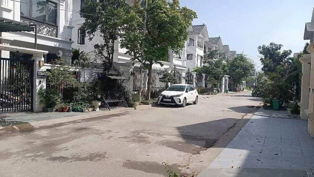 Đất Biệt Thự Mê Linh Dương Kinh 180m² - Gần cầu Rào chỉ 1 phút!