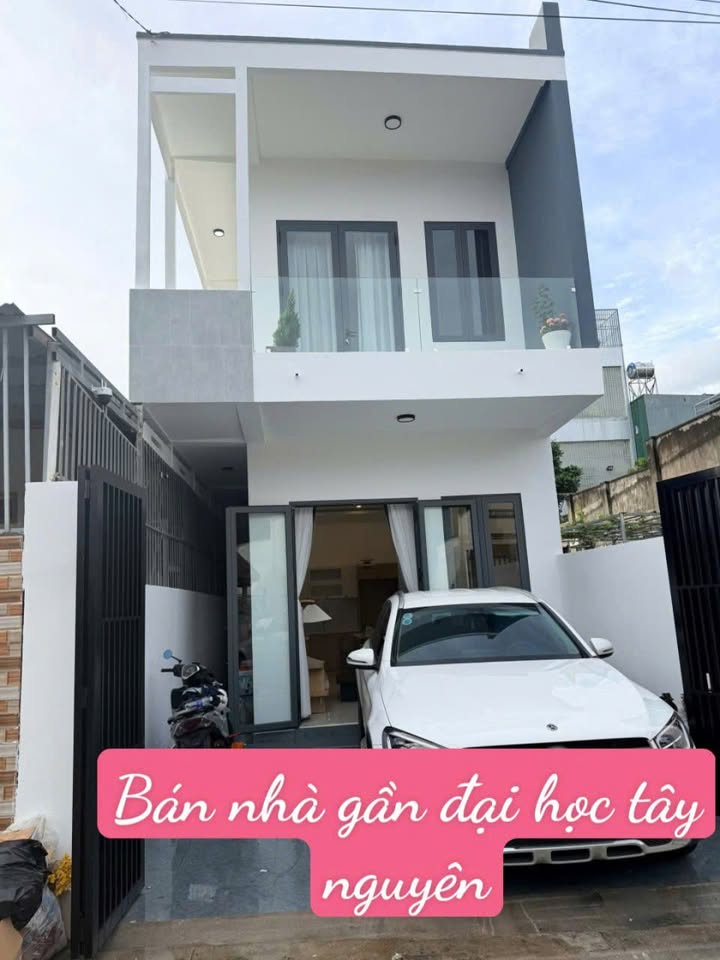Nhà phố Võ Văn Kiệt Buôn Ma Thuột 100m² giá 2.65 tỷ - Giao ngay trong tuần!