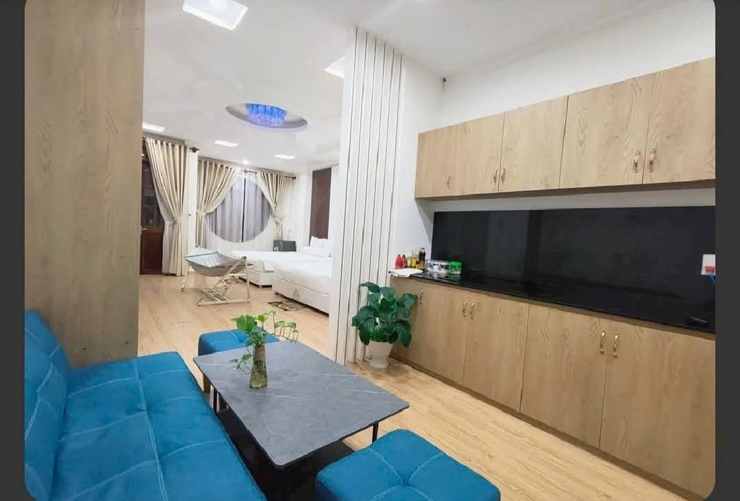 Nhà phố Cái Khế, Ninh Kiều 100m² giá chỉ 100 triệu - Sẵn sàng kinh doanh ngay!