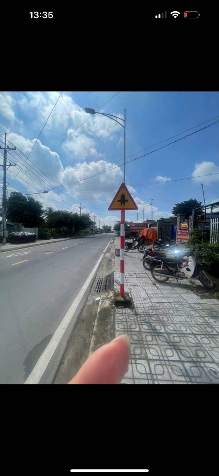 Nhà mặt tiền đường Huỳnh Tấn Phát, Phường Bình Minh, Tây Ninh 330m² - Giá chỉ 3.1 tỷ!