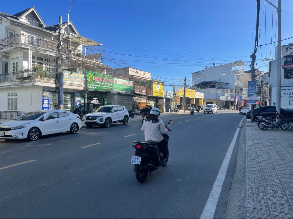 Đất mặt tiền Nguyễn Công Trứ, Đà Lạt 820m² giá 36 tỷ - Đầu tư sinh lời ngay!