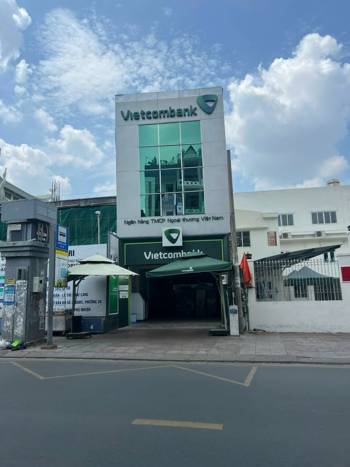 Nhà mặt tiền Lê Văn Sỹ, Phú Nhuận 174.8m² giá 70 tỷ - Hợp đồng thuê tốt với Vietcombank!