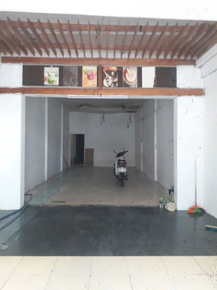 Cho thuê mặt bằng đường 30/4, Phú Hoà, 150m² giá 20 triệu - Thiết kế thông suốt, kinh doanh đa ngành!