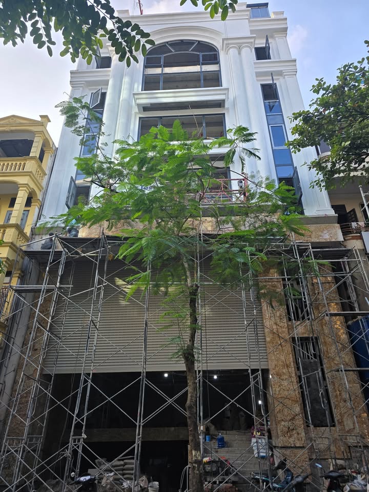 Cho thuê tòa nhà mặt phố Vương Thừa Vũ, Thanh Xuân 190m² - Kinh doanh sầm uất!