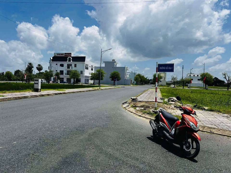 Bán đất nền góc 2 mặt tiền KĐT Happy Home Cà Mau 168.75m² giá 2.4 tỷ - Vị trí đắc địa cho đầu tư!