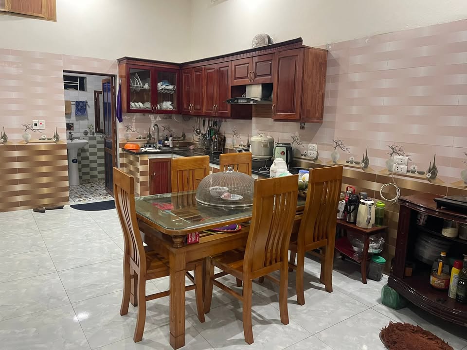 Nhà 2 tầng Tiên Kiên 150m² giá 2 tỷ - Không gian sống lý tưởng!