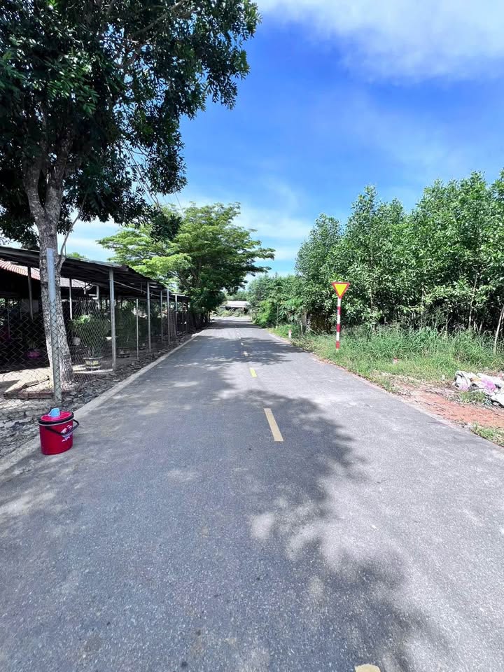 Đất Lộc An 150m² giá 900 triệu - Hai mặt tiền sát đường, cách biển chỉ 5km!