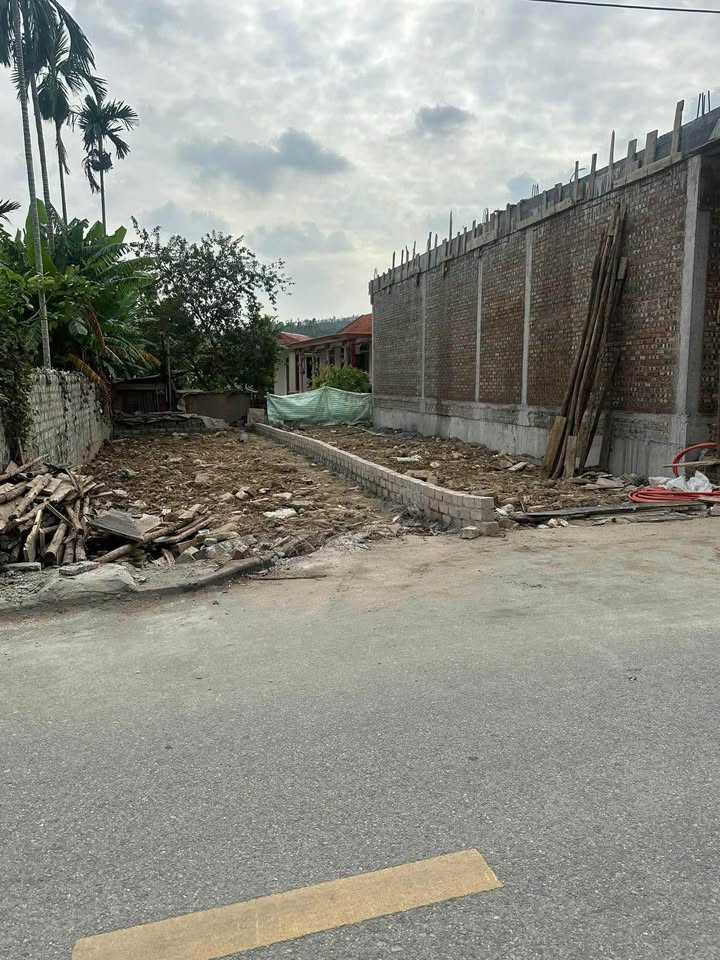 Đất thổ cư Hòa Bình, 69m² giá 2.5 tỷ - Mặt đường trải nhựa, đầu tư sinh lời!