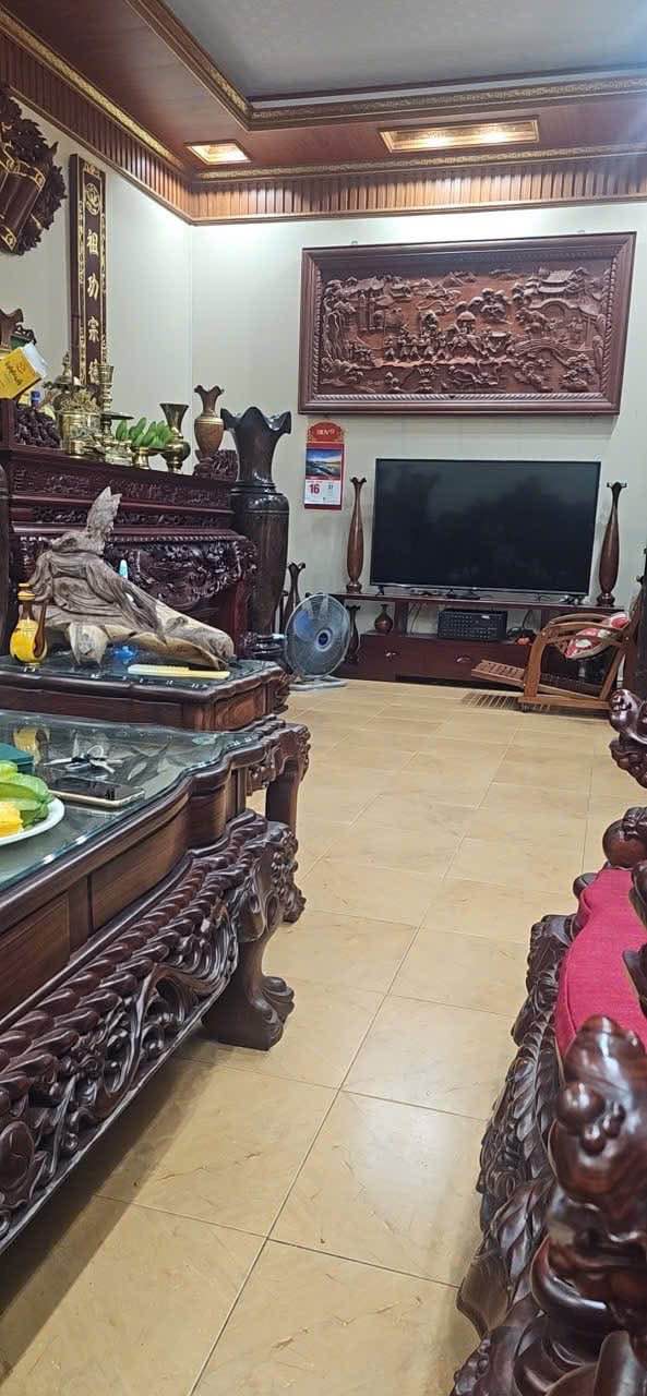 Bán nhà 3 tầng khu phố Dương Lôi, Từ Sơn, 112m² giá 6 tỷ - Nhà kiên cố, vị trí thuận lợi!