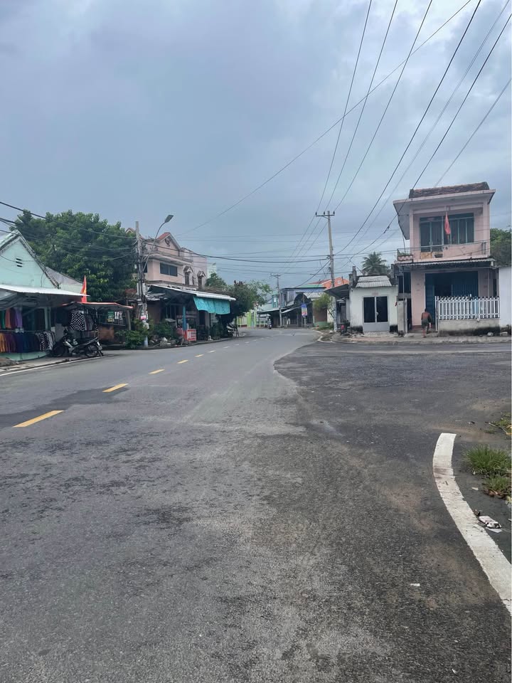 Đất thổ cư 100m² đường Lý Thường Kiệt, Vạn Ninh - Giá 2.5 tỷ hấp dẫn!