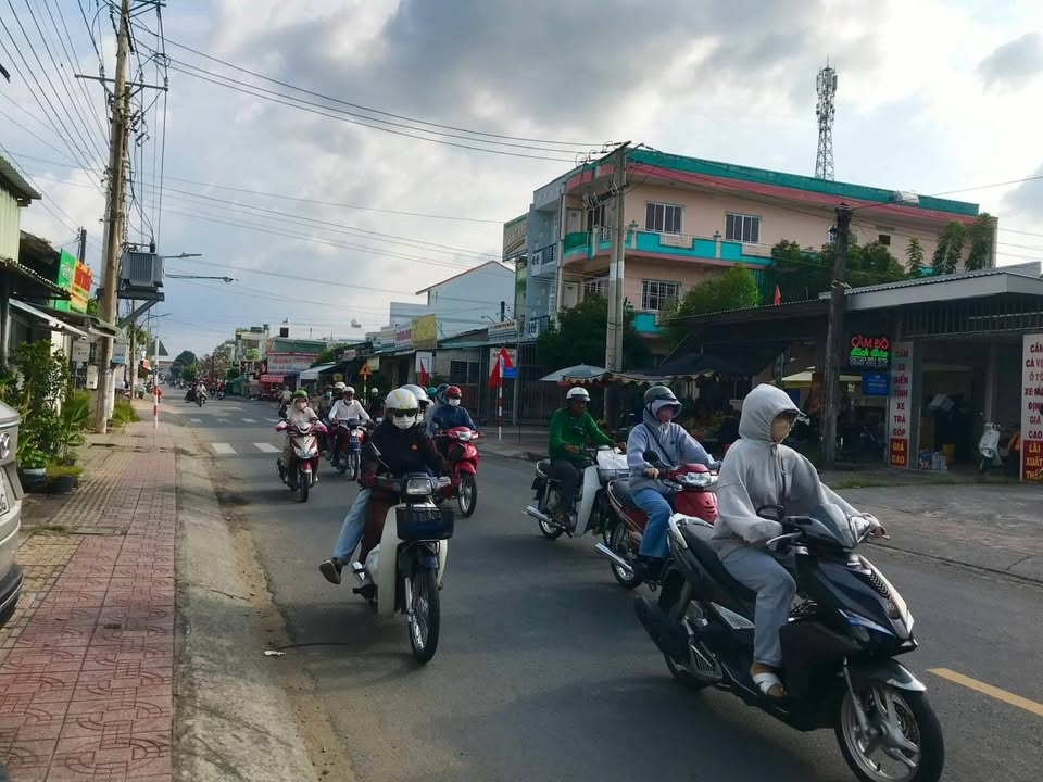 Đất mặt tiền Nguyễn Đình Chiểu, Tân An, Long An 136,8m² - Giá tốt, thương lượng!