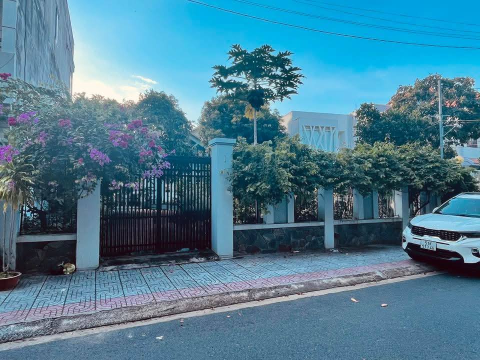 Biệt thự sân vườn Phan Đăng Lưu Vũng Tàu 608m² giá 39.999 tỷ - Cơ hội đầu tư giá trị!