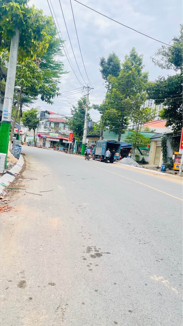 Lô đất 95,6m² tại Đông Hòa, Dĩ An giá 3.69 tỷ - Cơ hội đầu tư tuyệt vời!