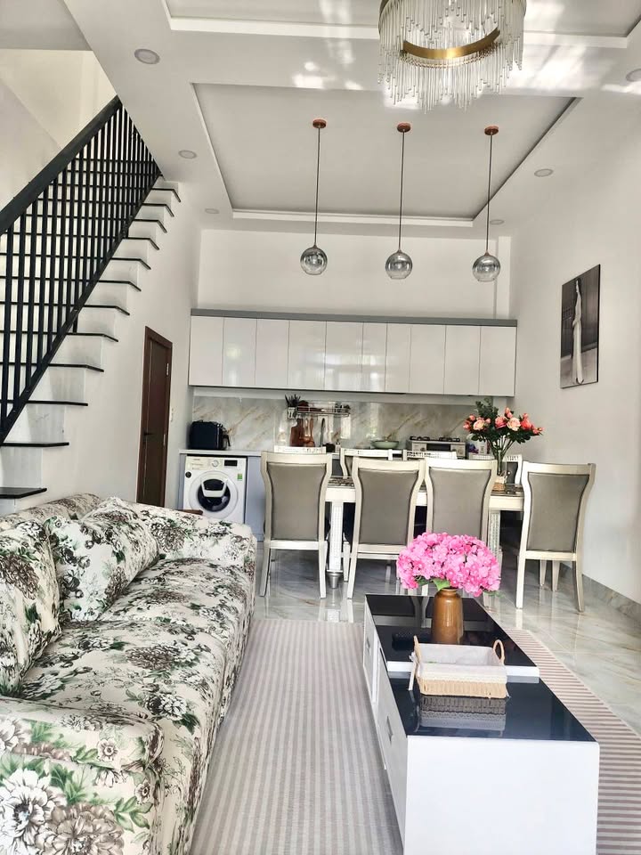 Nhà 2 tầng Vĩnh Ngọc Nha Trang 69m² giá 2.6 tỷ - Pháp lý rõ ràng, khu yên tĩnh!