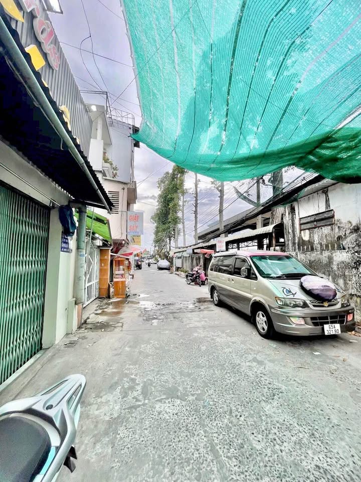 Cho thuê mặt bằng trệt 168m² đường Nguyễn Văn Linh - Giá 12 triệu/tháng, thích hợp kinh doanh!