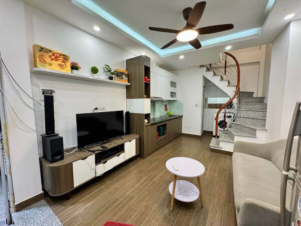 Nhà Bạch Mai 30m² giá 6 tỷ - Ngõ thông ô tô tránh, 5 tầng mới đẹp!