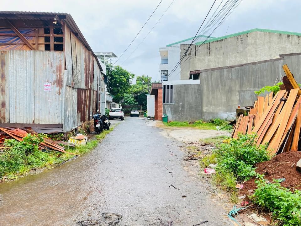 Nhà hẻm Hùng Vương, Tân Lập, Buôn Ma Thuột 117.3m² giá 3.55 tỷ - Khu dân cư an ninh, thoáng mát!