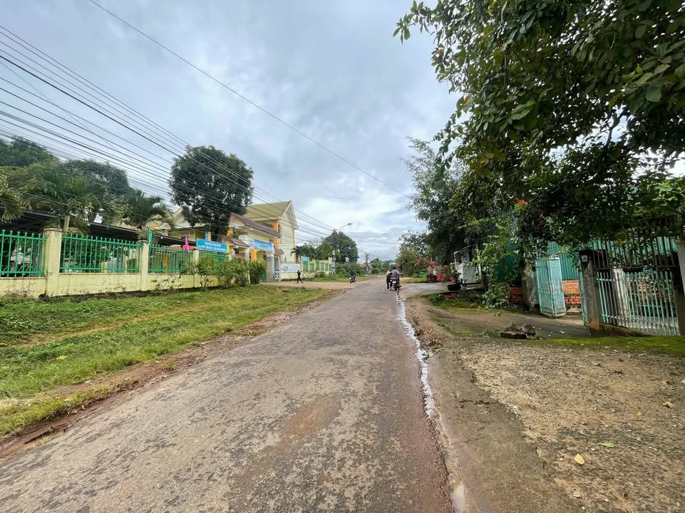 Đất mặt tiền hẻm 451 Ymoal, Buôn Ma Thuột 100m² giá chỉ 2.15 tỷ - Đầu tư sinh lời lý tưởng!