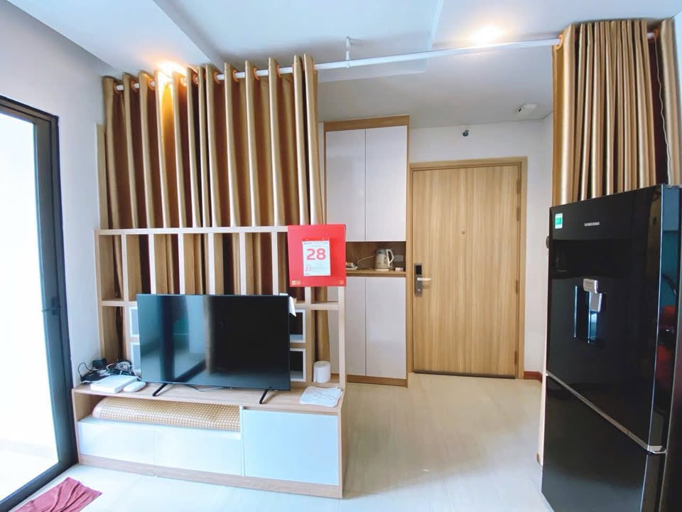 Căn hộ 1 ngủ hướng Đông Nam tại chung cư Bim 30 tầng - Giá thuê chỉ 5 triệu