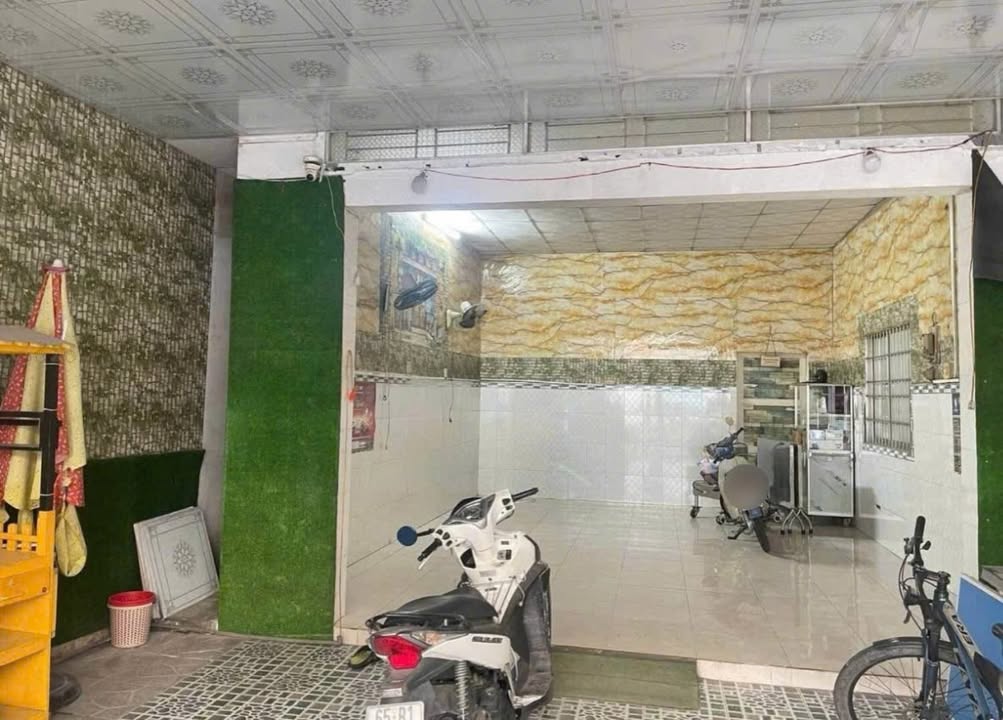 Nhà mặt tiền đường Trần Vĩnh Kiết, Cần Thơ 60m² giá 6.5 triệu - Kinh doanh thuận lợi!