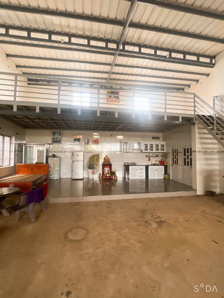 Nhà xưởng Long Hải 230m² giá 900 triệu - Gần biển, giao thông thuận lợi!