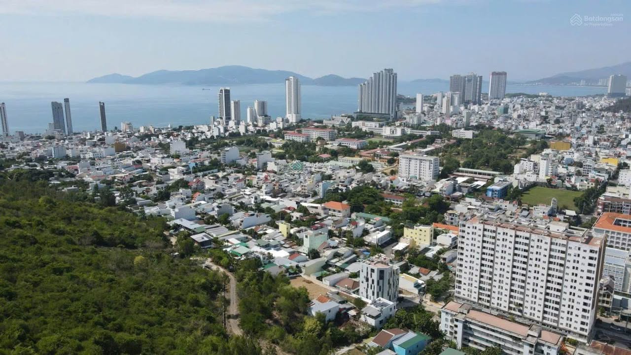 Đất nền 2 mặt tiền đường Nguyễn Chích, Nha Trang 331m² - Giá chỉ 14.2 tỷ!