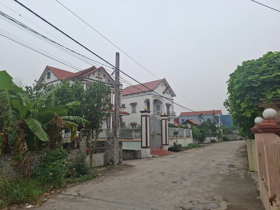 Đất thổ cư Tống Xá, Phù Cừ 176,6m² chỉ 2 tỷ - Vị trí giao thông thuận lợi!