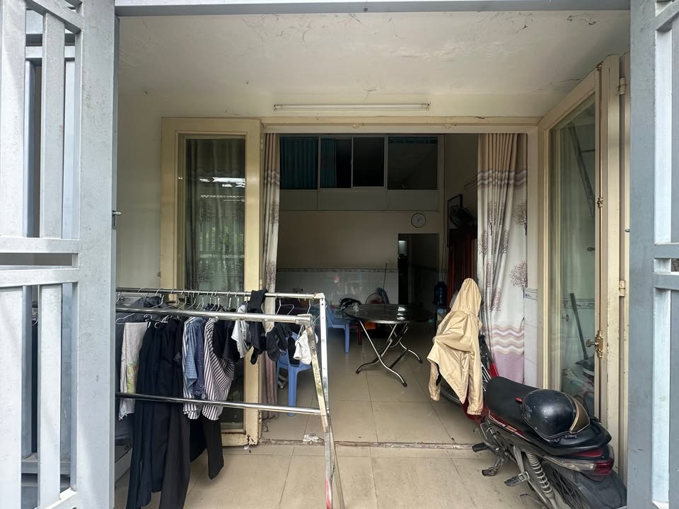 Nhà mặt tiền 40m² 2 tầng Bình Hưng Hoà 4.5 tỷ - Sổ hồng chính chủ!