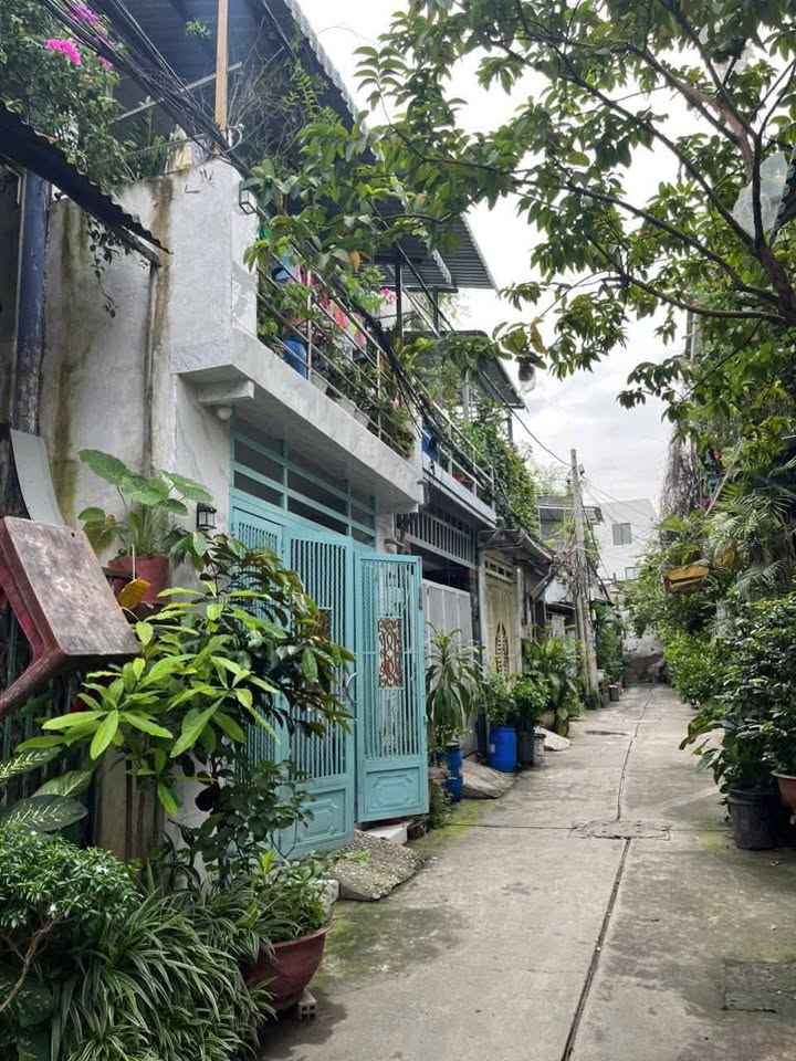 Nhà riêng đường Hồ Học Lãm, quận Bình Tân, 40m² giá chỉ 3 tỷ - Hẻm to rộng thoáng