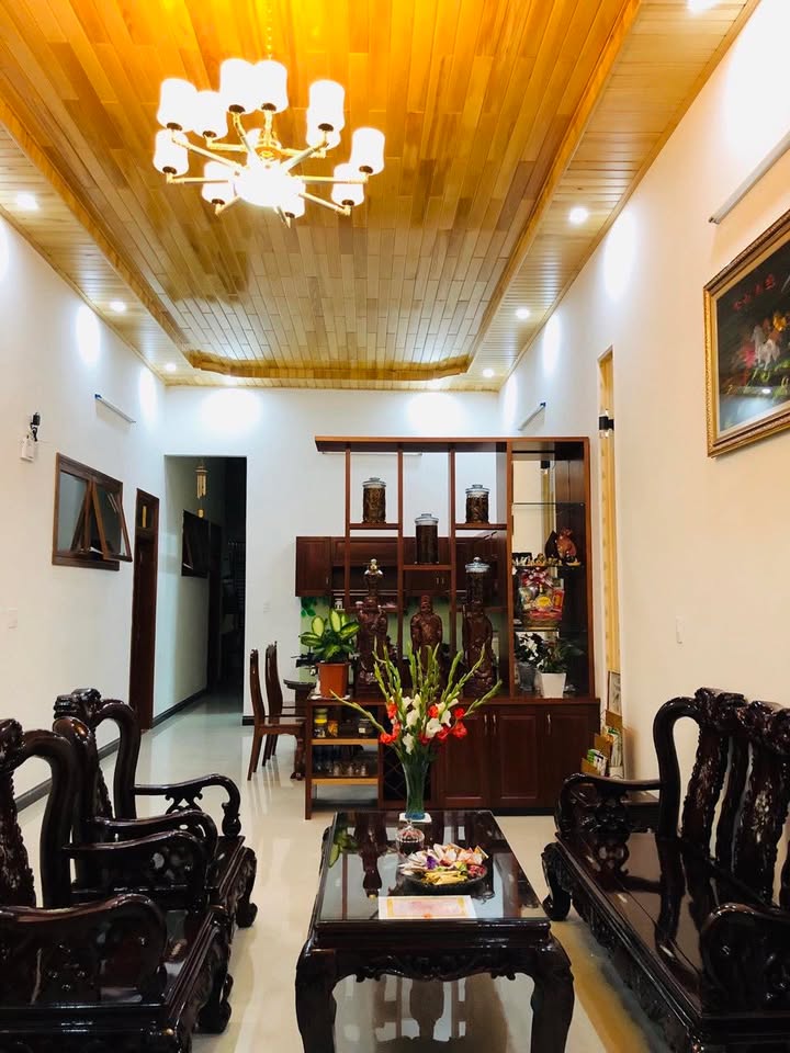 Nhà đẹp 536m² đường Trần Cao Vân, Kon Tum - Chính chủ bán gấp giá 5 tỷ!