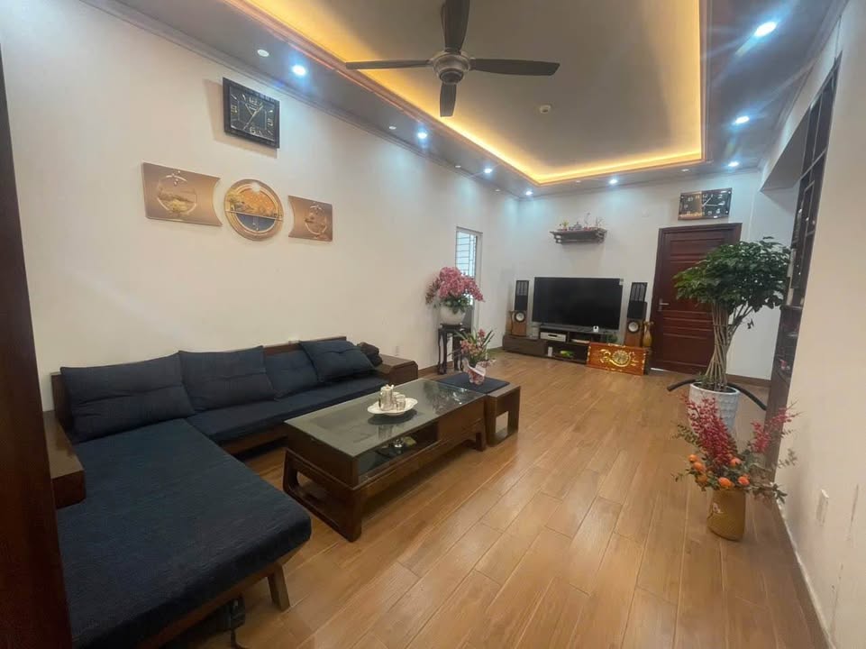 Căn hộ chung cư Lũng Lô Vinh 117m² giá 3 tỷ - Sẵn sàng vào ở ngay!