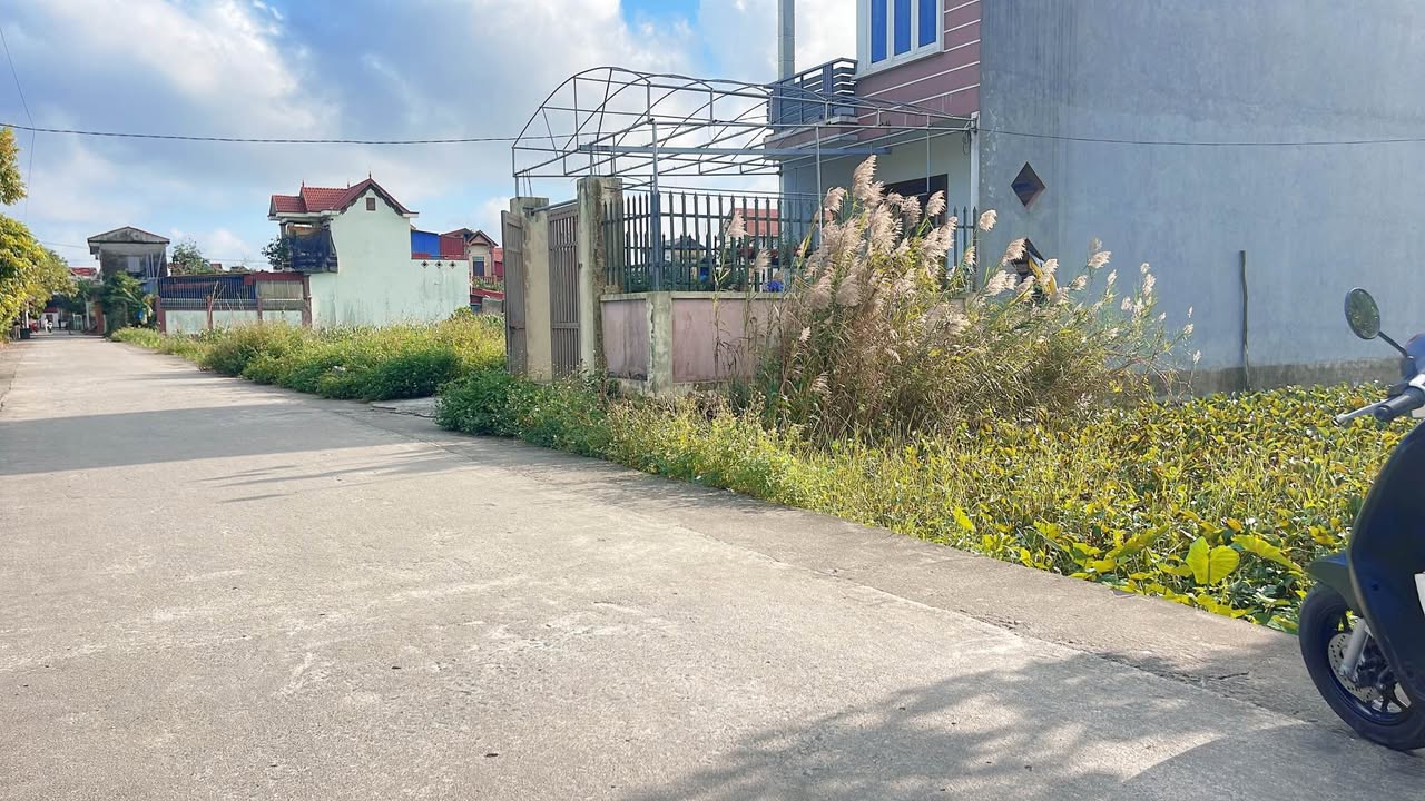 Đất nền Hòa Tiến, Hưng Hà 100m² - Hướng Đông Bắc, sổ đỏ chính chủ!