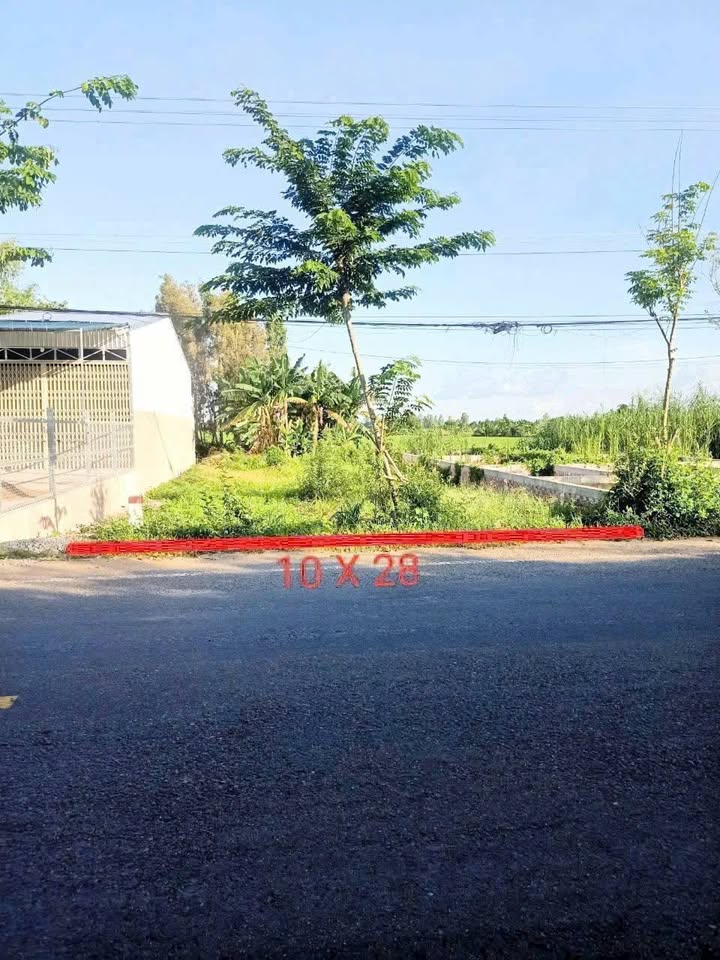 Đất nền mặt tiền đường 944, xã An Thạnh Trung, huyện Chợ Mới 283.5m² - Giá chỉ 1.5 tỷ, thương lượng ngay!