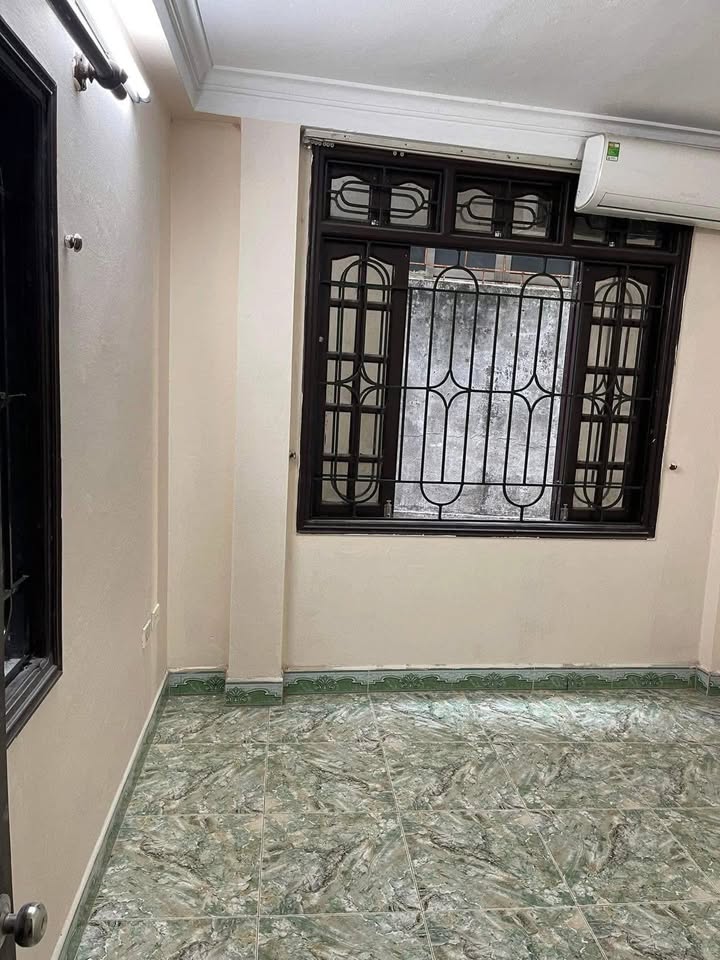 Nhà cho thuê Ngõ 1 Bùi Xương Trạch 22m² - Thiết kế 5 tầng hiện đại