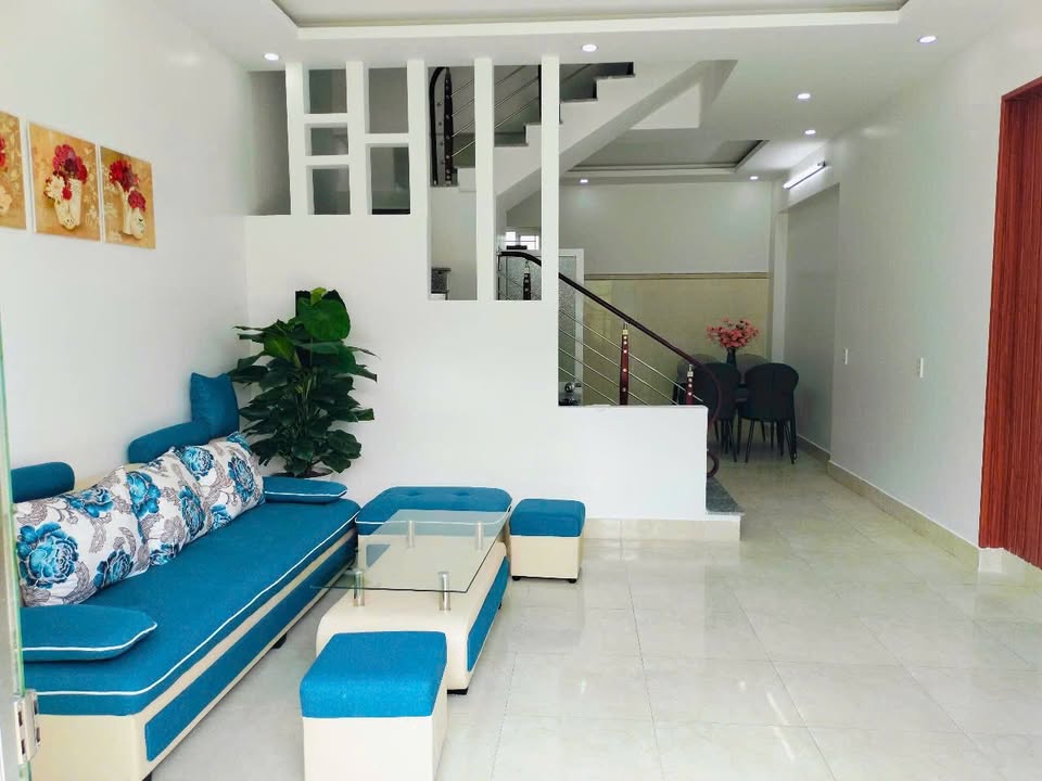 Nhà 3 tầng Đằng Hải 40m² giá 2.28 tỷ - Full nội thất sẵn sàng vào ở!