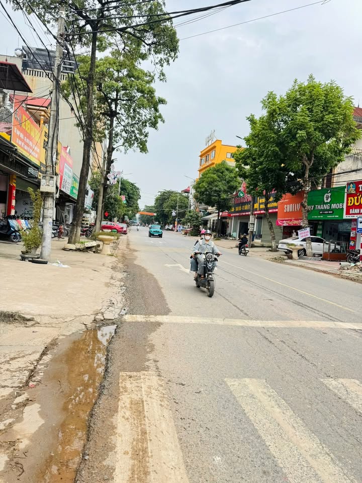 Lô đất vàng tại trung tâm thị trấn Lập Thạch 100m² giá 7 tỷ - Cơ hội đầu tư hấp dẫn!