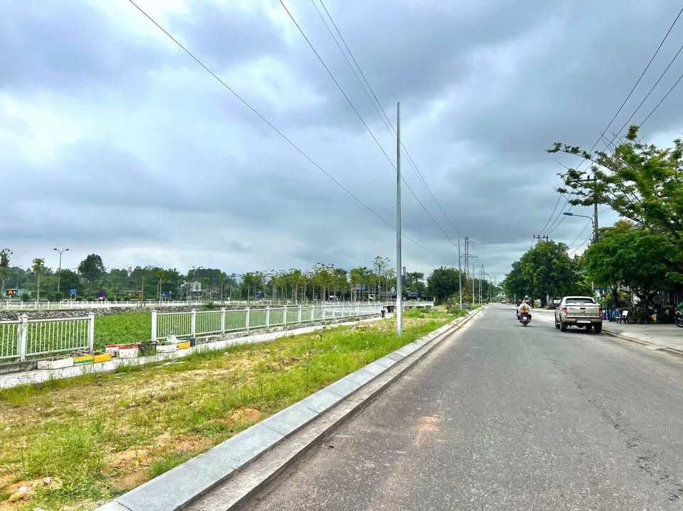 Đất nền đường Hà Huy Tập, Đà Nẵng 195m² giá 3.35 tỷ - View công viên tuyệt đẹp!