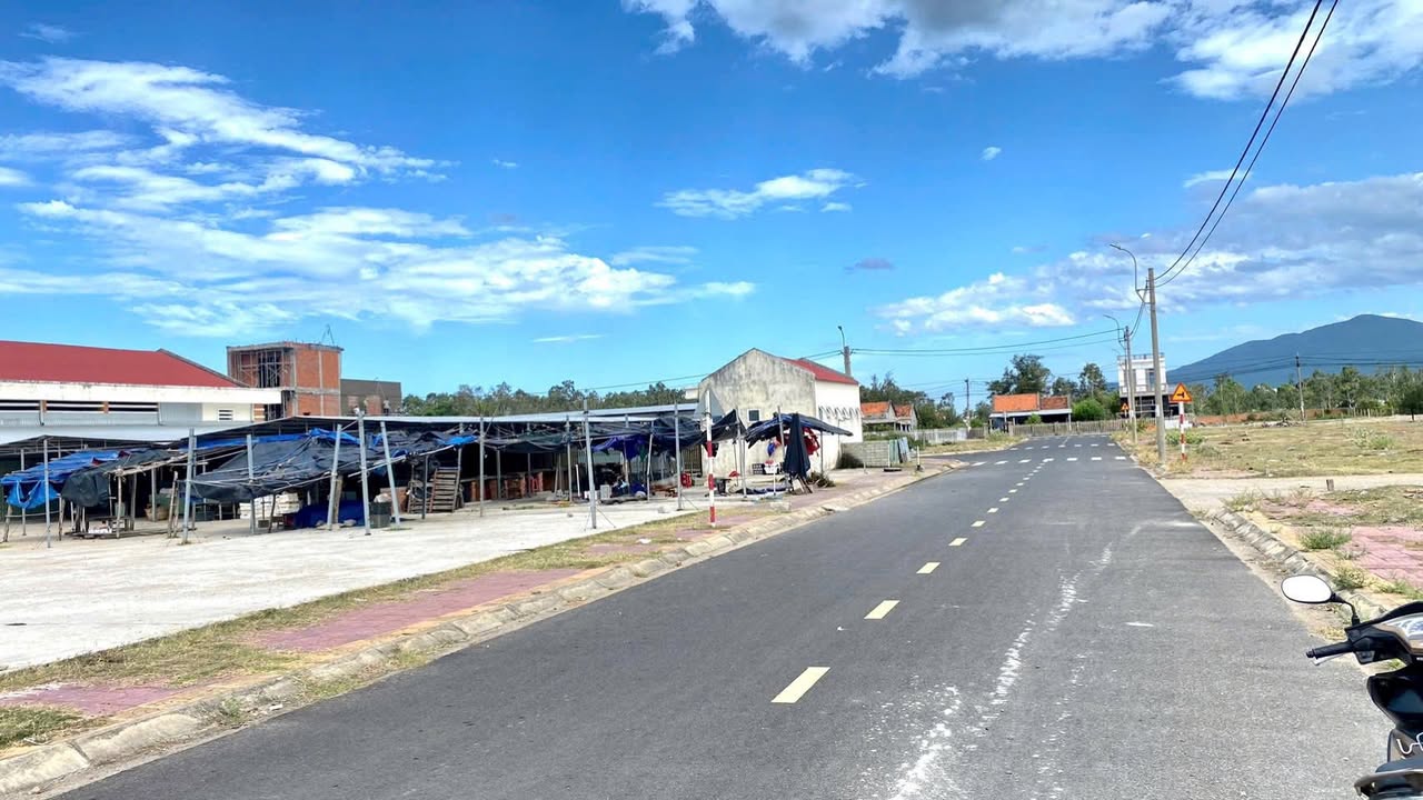 Bán đất liền kề chợ Hòa Hiệp Nam 120m² giá 1.65 tỷ - Đầu tư sinh lời ngay!