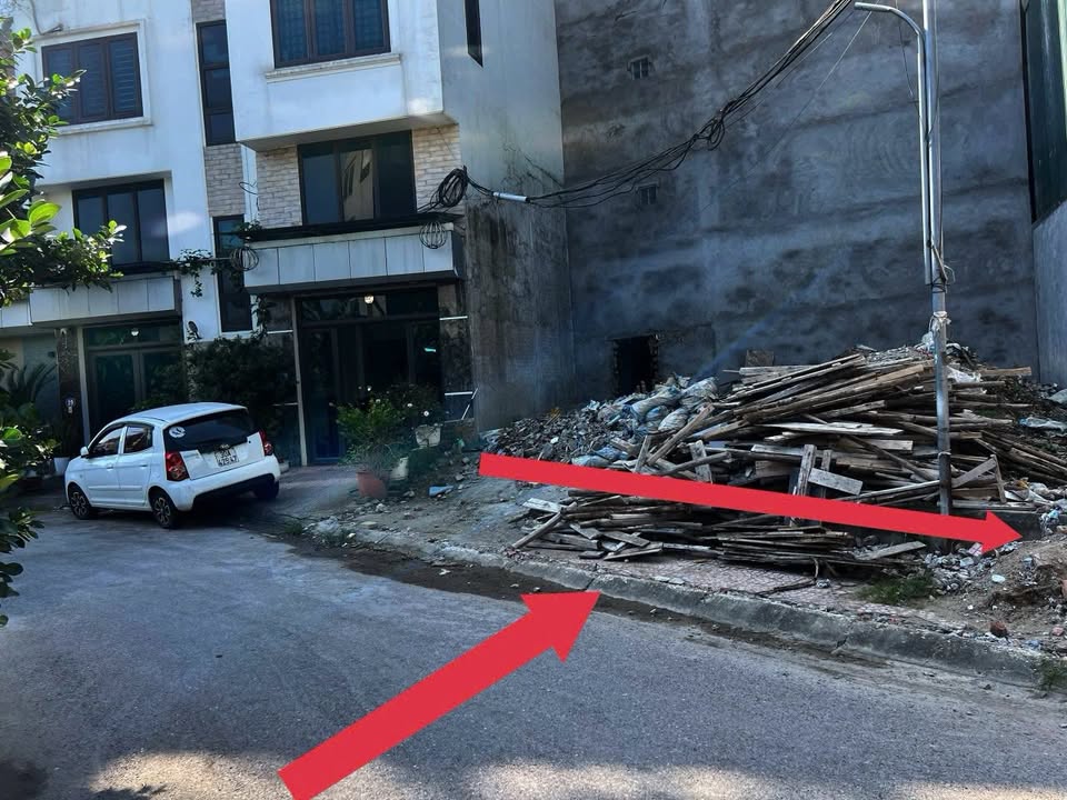 Đất mặt tiền Bát Khối 75m² giá 12.375 tỷ - Cơ hội đầu tư vàng!