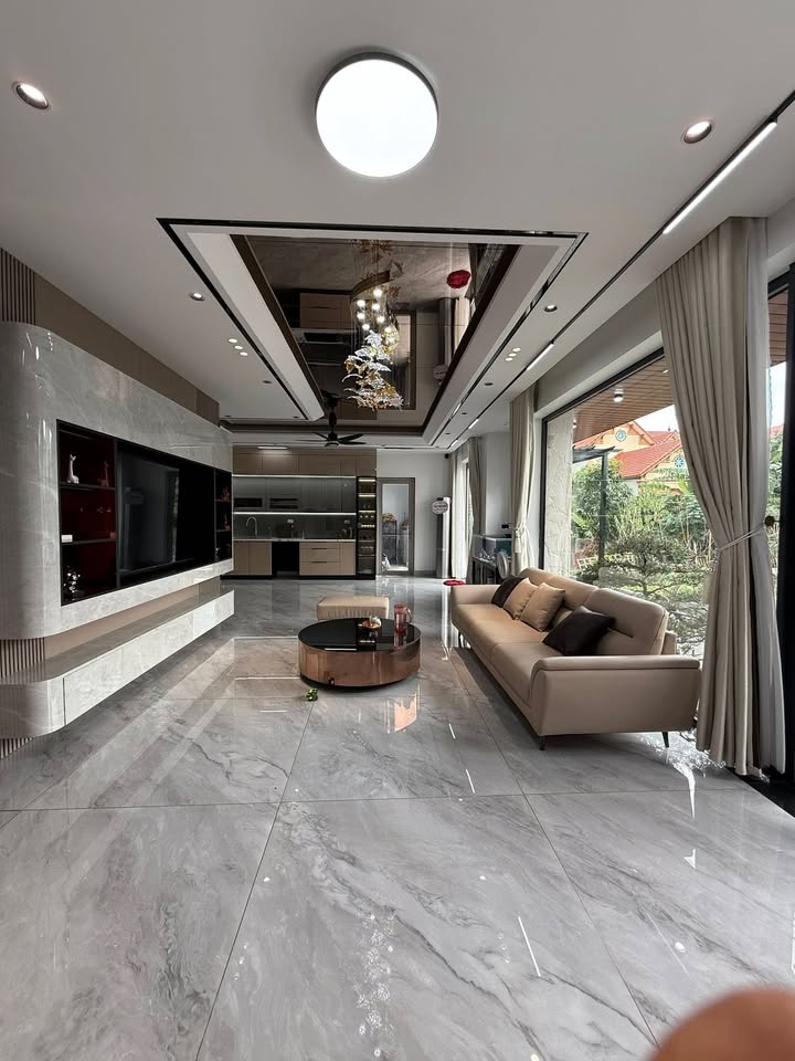 Nhà mặt phố Nguyễn Đức Cảnh, Hoàng Mai 60m² giá 18.7 tỷ - Thiết kế hiện đại, sẵn sàng vào ở!