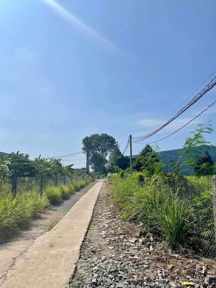 Đất nền liền kề Phú Xuân 190m² giá 670 triệu - Sổ đỏ chính chủ