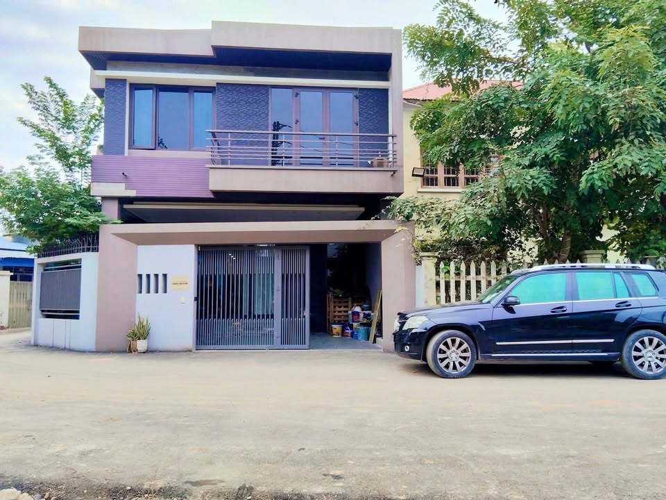 Nhà lô góc tại phường Gia Sàng, Thái Nguyên 150m² giá 7.3 tỷ - Vị trí đắc địa, không thể bỏ lỡ!