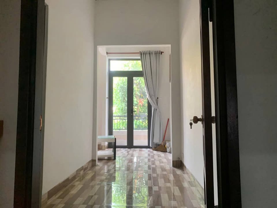 Nhà 2 tầng mặt tiền Cần Giuộc, Thanh Khê 90m² giá 12 triệu - Thích hợp ở và văn phòng!