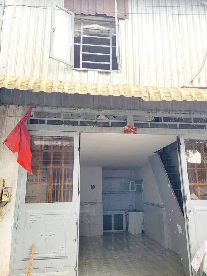 Nhà bán Vĩnh Lộc A 28m² giá 800 triệu - Hướng Bắc, gác suốt!