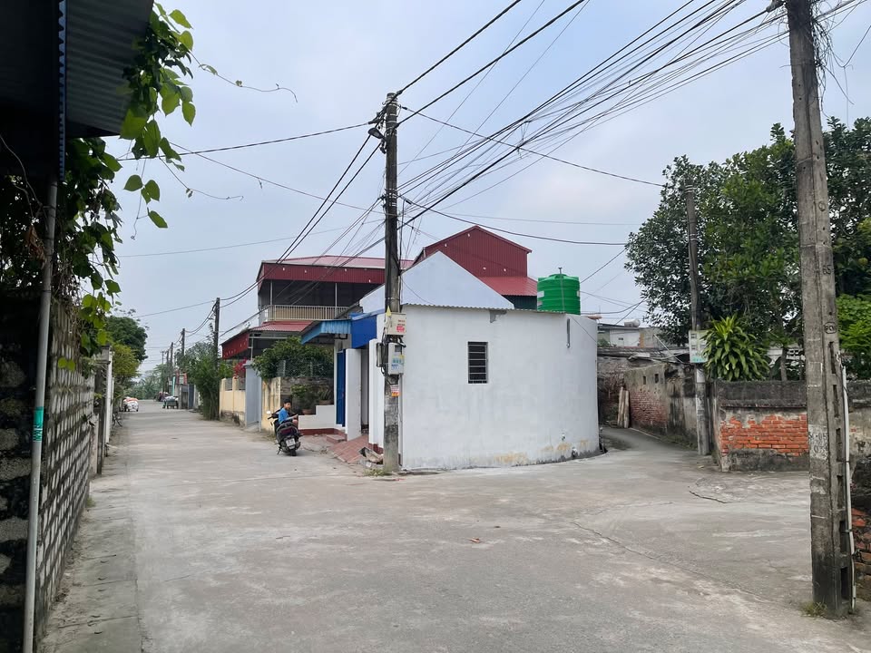 Nhà cho thuê tại thôn Cộng Hòa, Minh Hòa - Mặt tiền 8m, đường ô tô tránh nhau