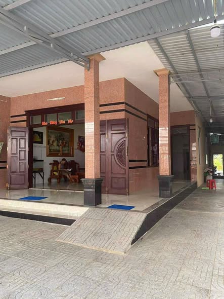 Nhà riêng Long Hải 500m² giá 4 tỷ - Mặt tiền đường nhựa, tiện ích đầy đủ!