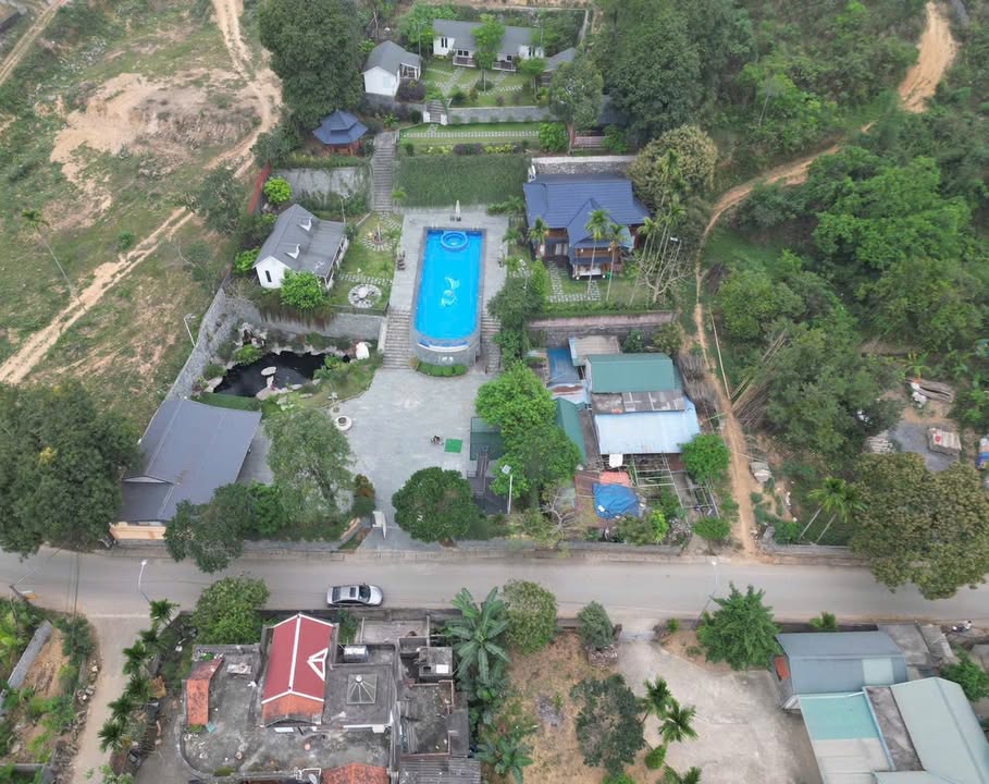 Bán khuôn viên Filanka Homstay Lương Sơn 3308m² - Đầu tư nghỉ dưỡng lý tưởng!