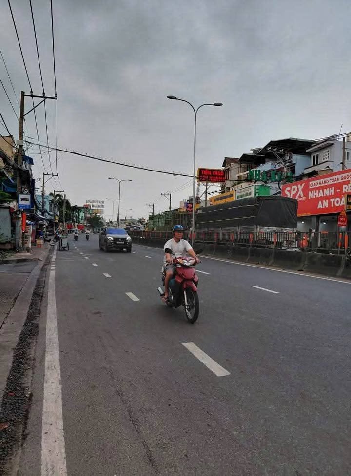 Nhà mặt tiền kinh doanh tại chợ Linh Xuân 47m² giá 4.4 tỷ - Cơ hội đầu tư sinh lời!