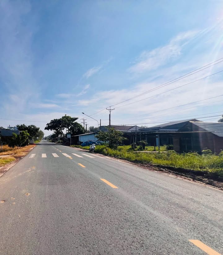 Đất nền mặt tiền đường 793 Tân Phú Tân Châu 11.000m² - Tiềm năng đầu tư lớn!