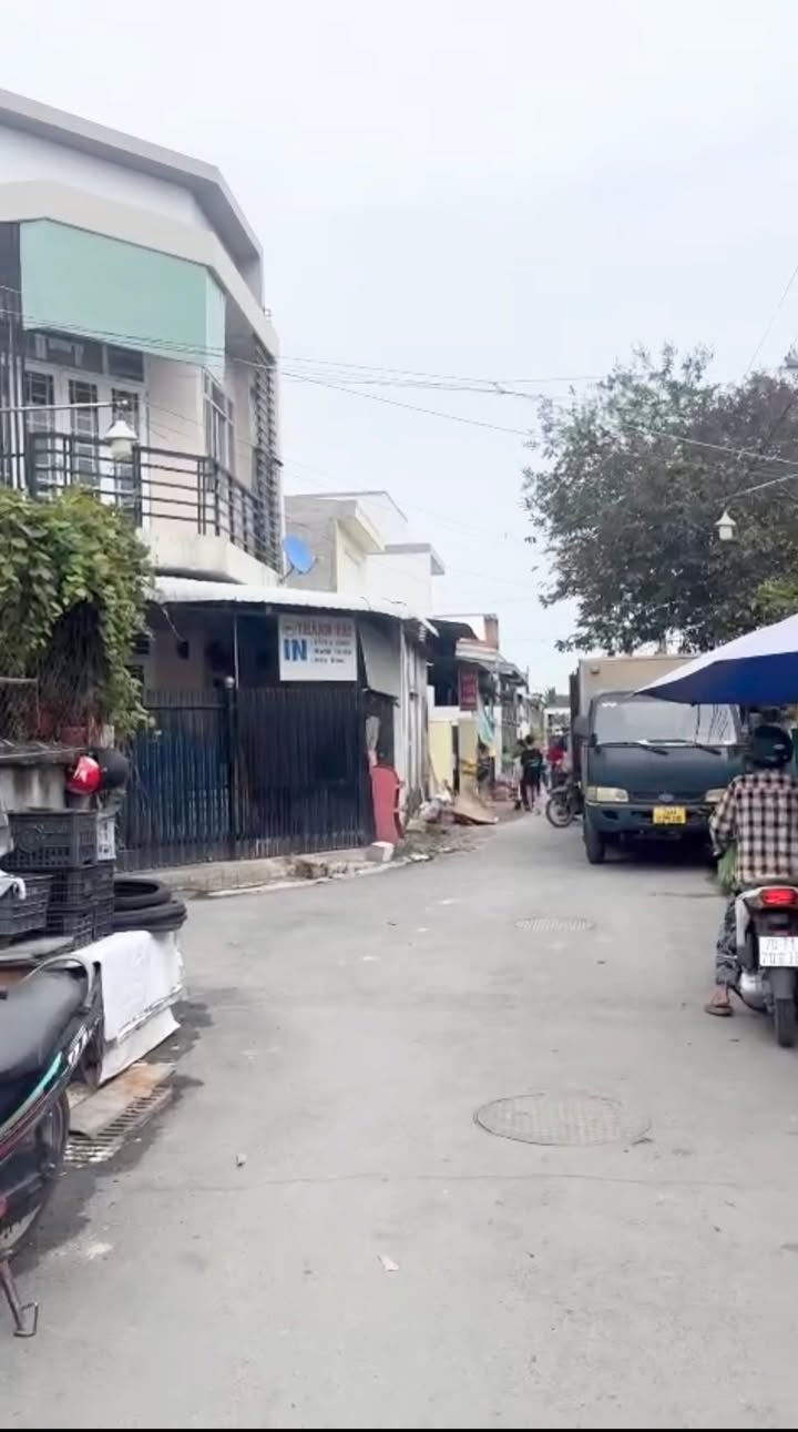 Nhà ngay chợ Hiệp Ninh, Tây Ninh 176.8m² giá 1.35 tỷ - Kinh doanh thuận lợi!